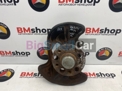 Поворотный кулак левый передний Mercedes C350 2012 W204 276.957 A2043320101 - купить Верхнеяиково