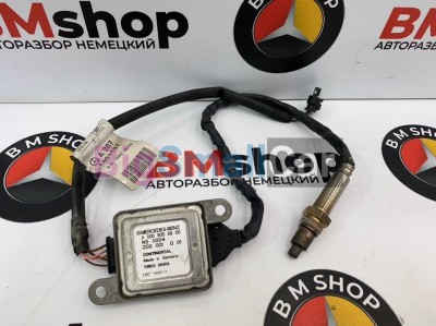 Лямбда-зонд правый Mercedes C350 2012 W204 276.957 A0009056900 - купить Верхнеяиково