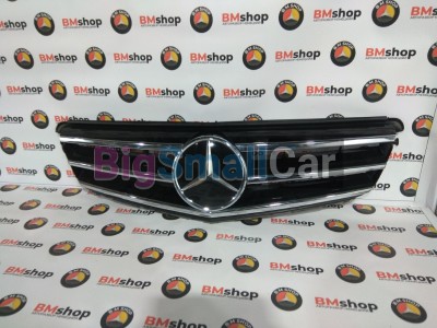 Решетка радиатора Mercedes C 180 CGI 2014 W204 271.820 A2048800023 - купить Верхнеяиково