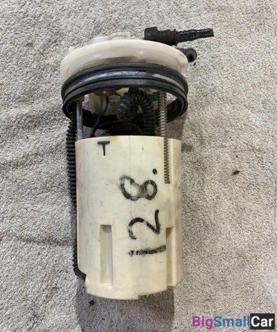 Насос топливный Toyota Avensis 1ZZ - купить Верхнеяиково