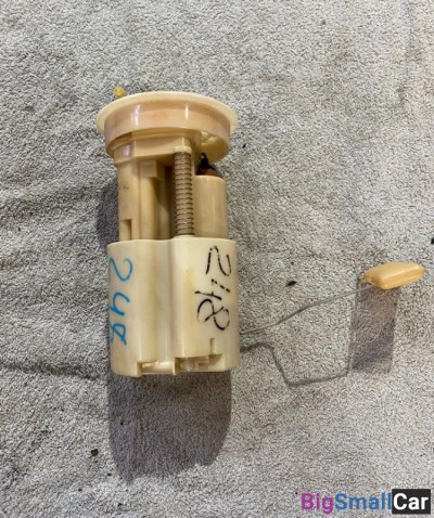 Насос топливный Nissan Tiida 1.5 - купить Верхнеяиково