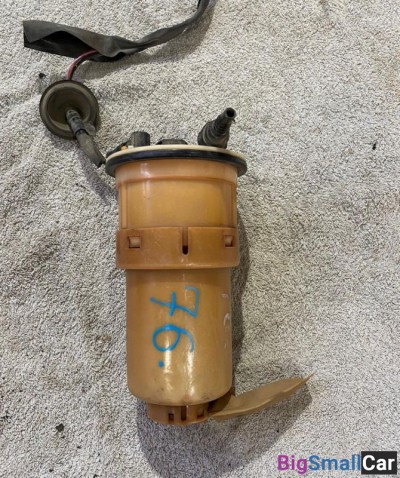 Насос топливный Toyota Platz 2000 - купить Верхнеяиково