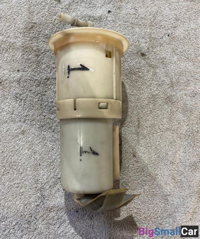 Насос топливный Mitsubishi Colt Z25 - купить Верхнеяиково