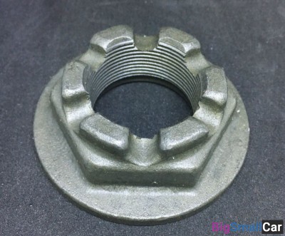 Гайка хвостовика редуктора Hyundai HD 533717B900 - купить Верхнеяиково